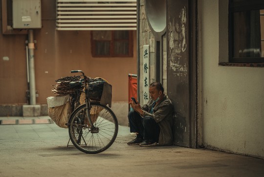 立碑去哪里立？追溯纪念之道的多元视角